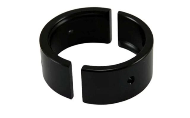 Adapter do stojaka prowadzącego