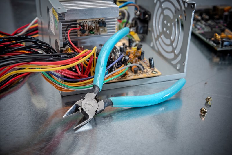Weller Xcelite 5" ESD-sicherer, bündig schneidender Seitenschneider mit konischem Kopf #6