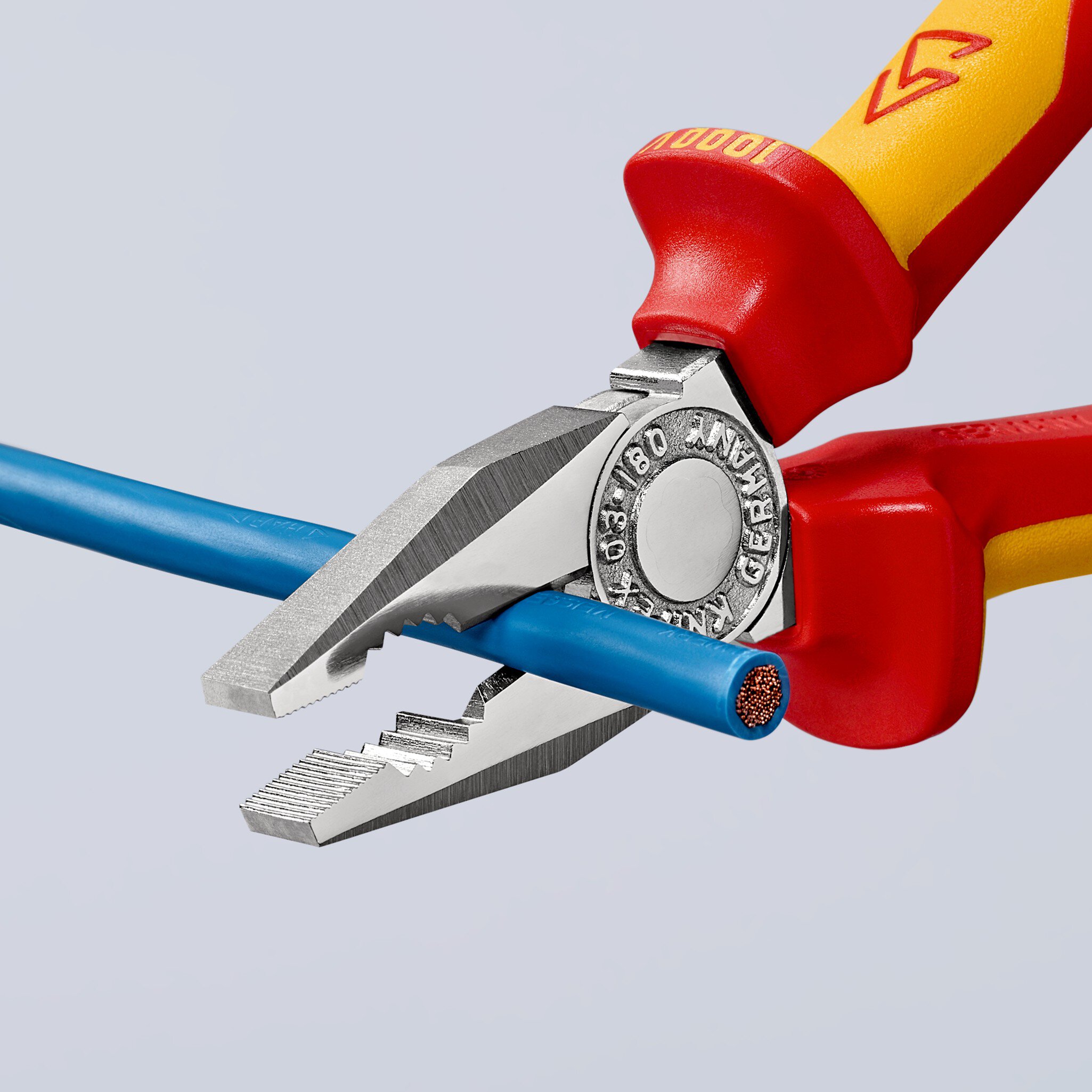 Combination pliers, insulated, with multi-component sleeves, VDE tested, chrome-plated, 160 mm (SB card/blister) #zoom-4