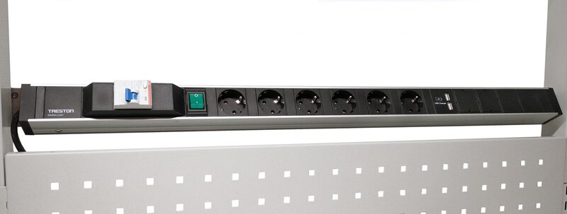 Barre d'énergie 836 mm, 6 prises + interrupteur + interrupteur FI + 2xUSB #2